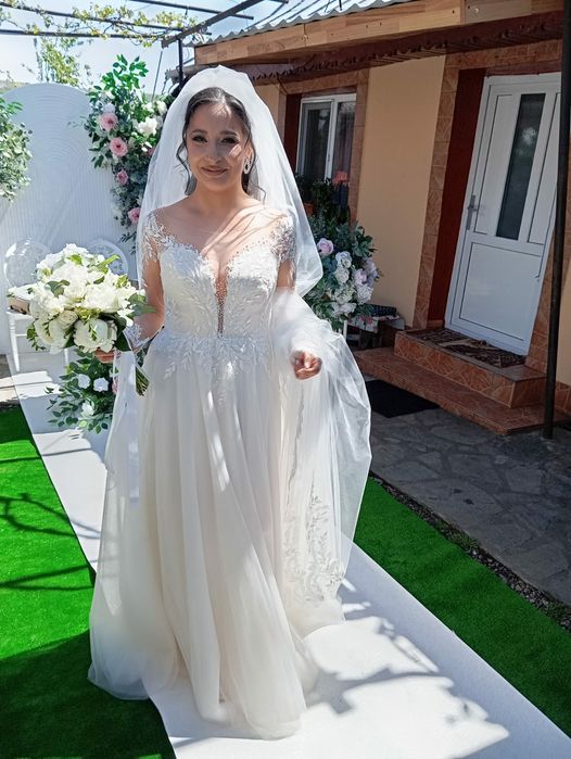 Vând rochie de mireasă în stare foarte bună