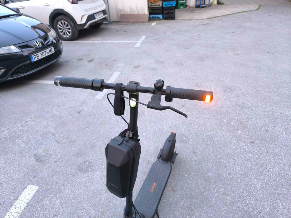 Електрическа тротинетка Ninebot – 35-40 км батерия