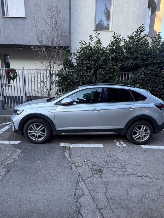 Volkswagen Taigo Life 1.0 TSI 2022, 5300Km, automata, ca noua