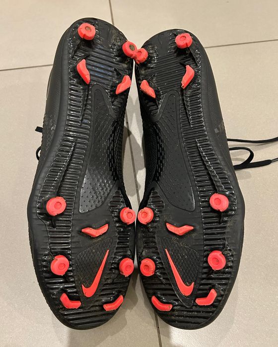 Vând ghete fotbal Nike