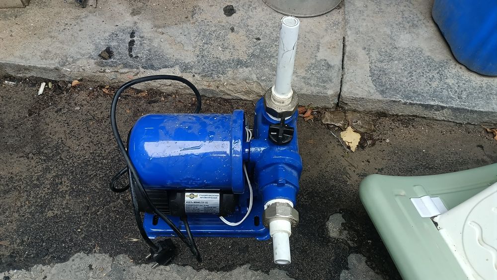 Насос  для  воды