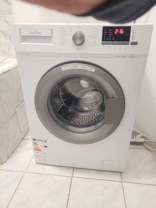 Masina spalat Arctic APL81223XLW3, 8 kg, 1200 rpm, Silent Inverter