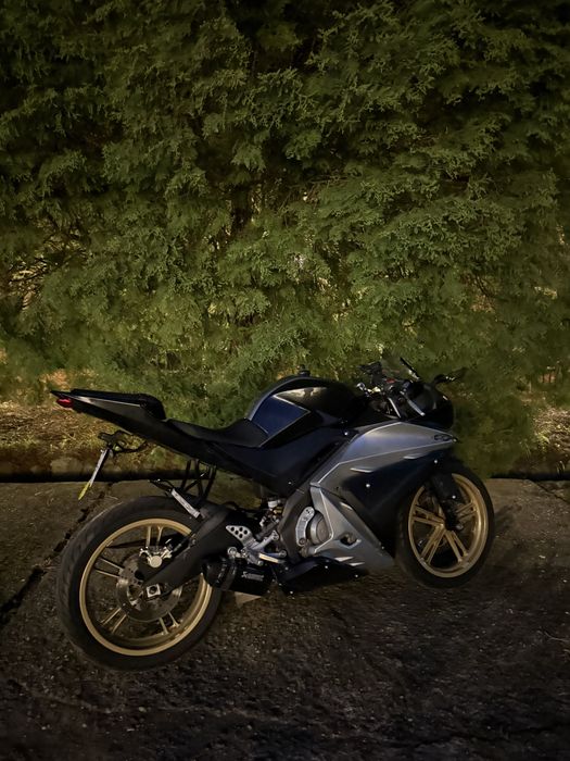 Vând Yamaha YZF-R125, an 2012