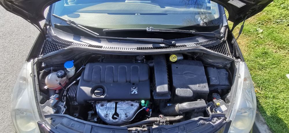 Peugeot 207 1.4 16v 88кс