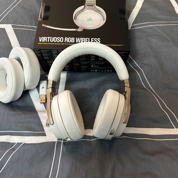 Беспроводные наушники | Corsair Virtuoso RGB Wireless (White/Gold)