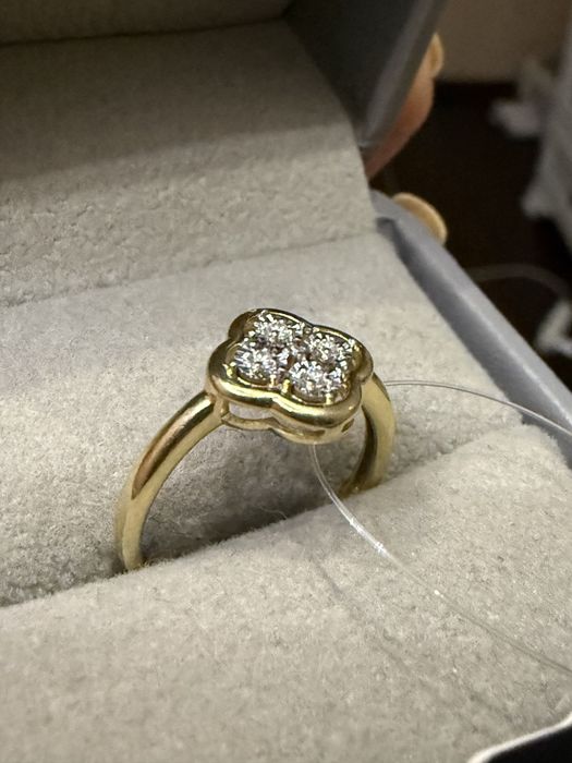 Бриллиантовое кольцо