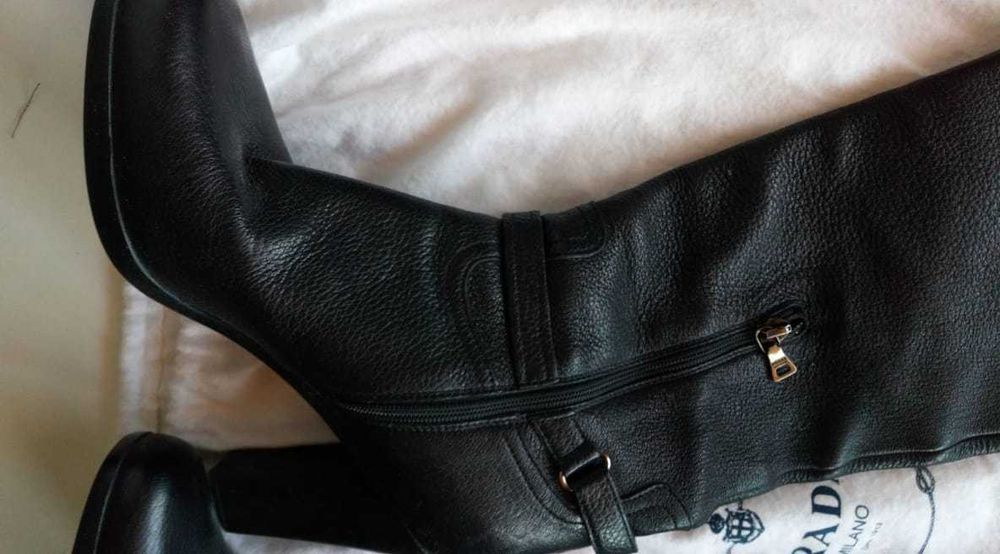 Оригинални ботуши Prada, размер 38.5, черни, 100% естествена кожа