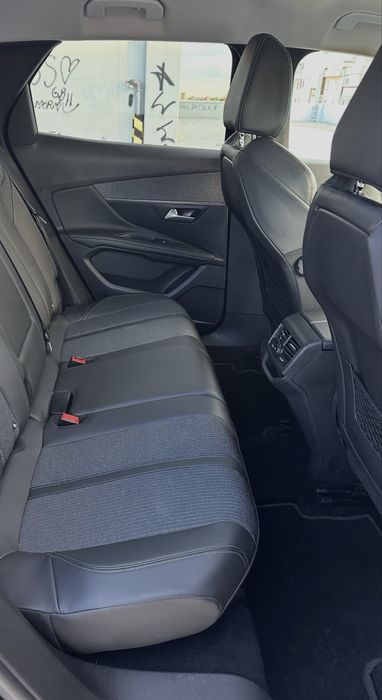 Peugeot 3008~Plug-In Hybrid~225CP~2022~încălzire în scaune~ VF3M4DGZUNS052325