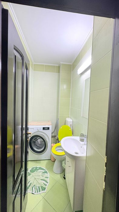 Tatarasi, apartament 4 camere semidecomandat, 2 bai