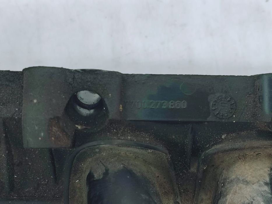 Galerie admisie 1.4 mpi k9j 7700273860 Dacia Logan 1  [din 2004 pana  2008]