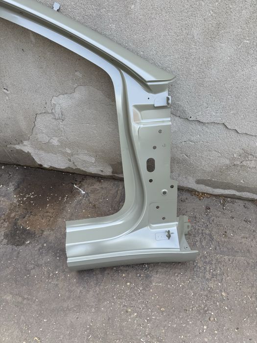 Stalp A prag dreapta fata Tesla model 3 generatiile 1 si 2