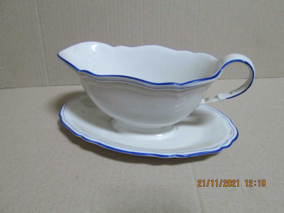Serviciu cafea, anii 70 + 7 cesti identice + diferite