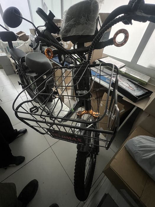 Electro bike velomax