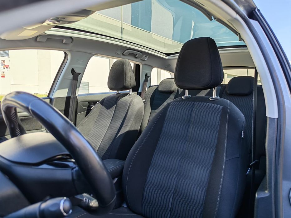 Peugeot 308 2015 Panoramic Navi 6 Trepte Stare Perfecta