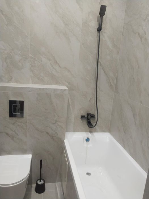 Укладка кафеля. Профессиональный кафельщик с опытом.