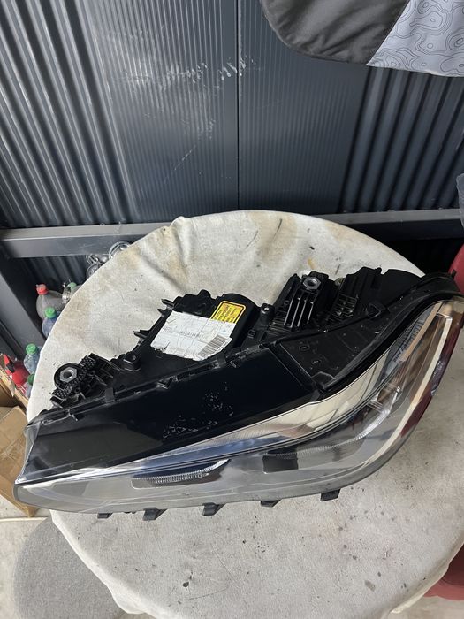 Far stanga BMW X5 X6 G05 G06 laser