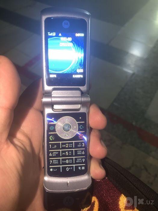Mararola ochilib yopiladigan telefon sotiladi  180 mig kami bor