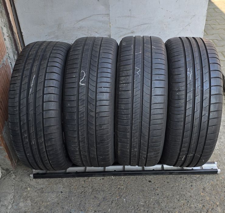 Vând roți originale Mercedes echipate cu anvelope de vara 205 55 16
