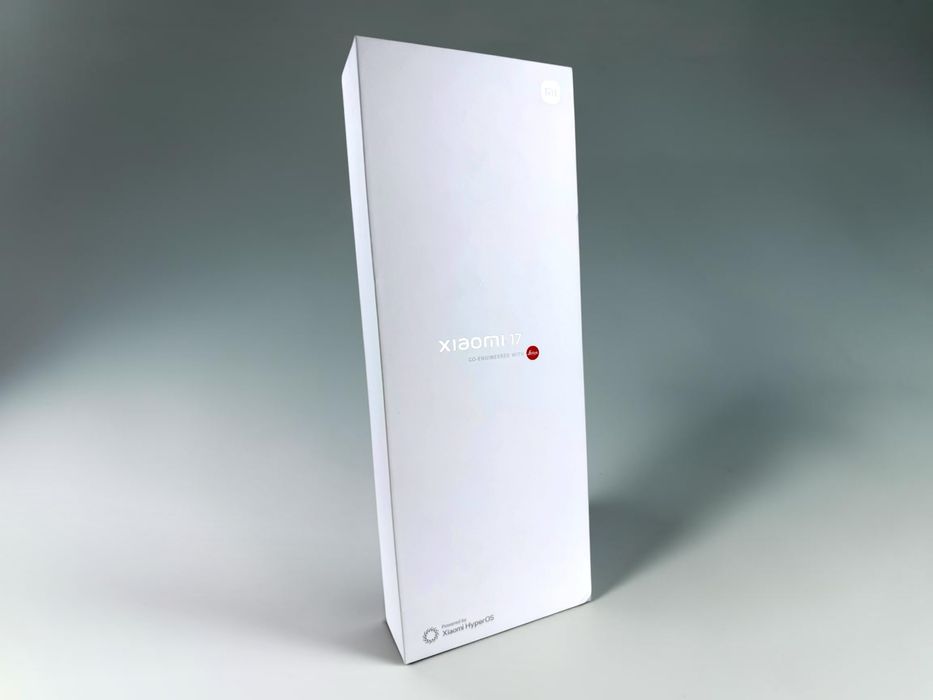 НОВ! Xiaomi 17 12RAM 256SSD White 2г. Гаранция!