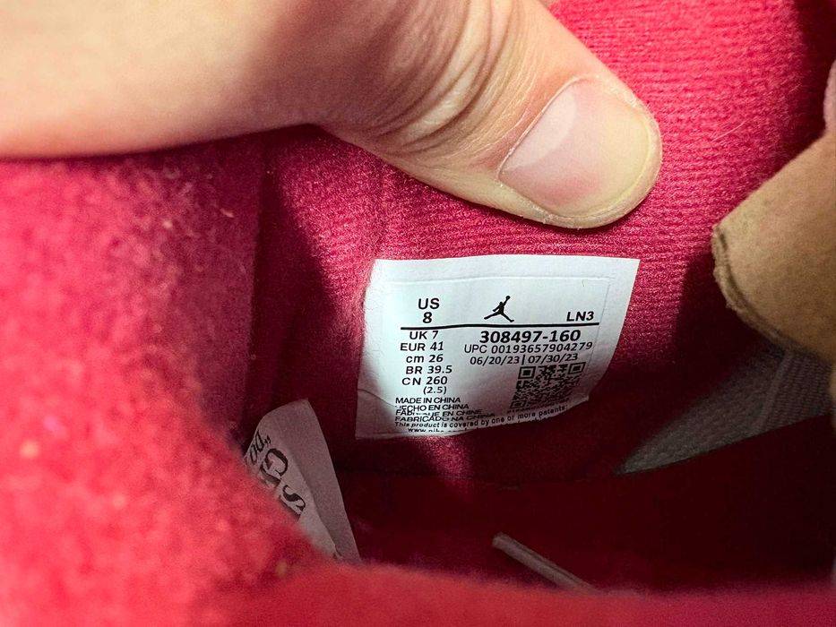 Nike Air Jordan 4 Retro Fire Red