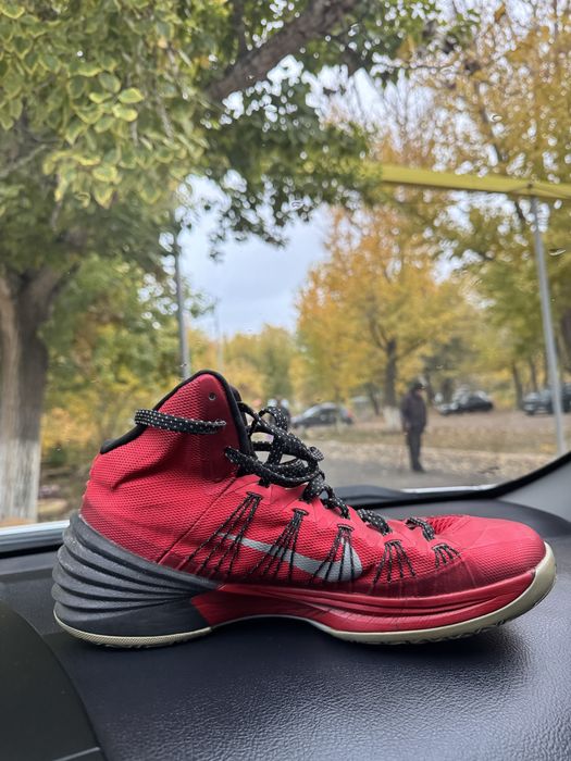 Nike кроссовка. Оригинал