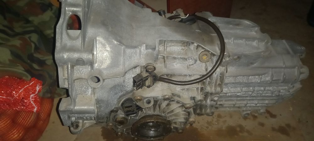 Продам кпп длинная акм ауди 80--100
