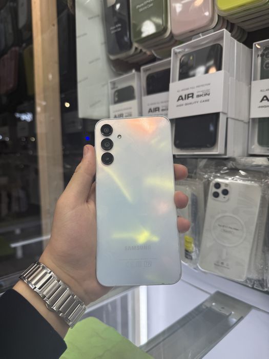 Samsung a15 6/128 ideal