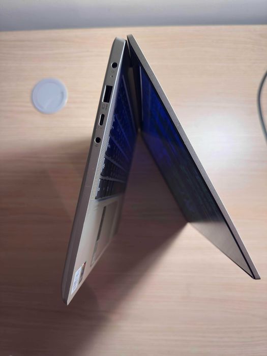 Lenovo Yoga 7 S14 / i5-10Gen / 8GB RAM / 512GB NVMe / Win 11