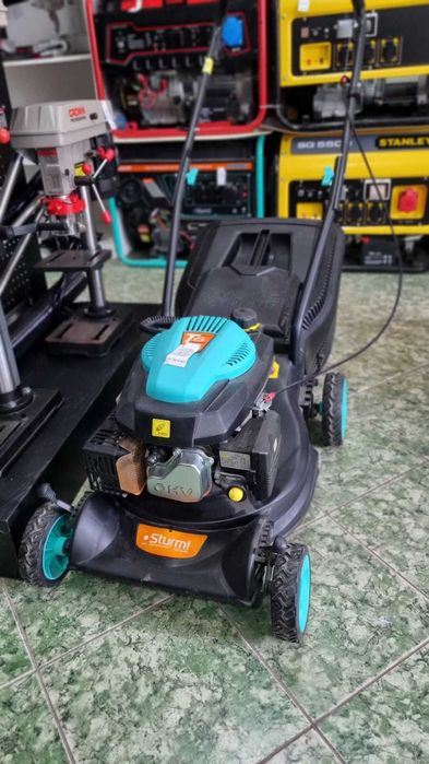 Электро и бензо газонокосилка