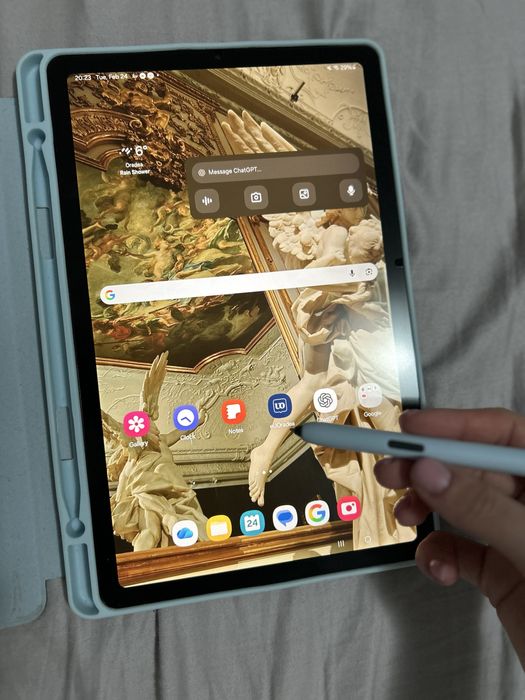 Vând tabletă Samsung Galaxy Tab S6 Lite – 64 GB, cu S Pen