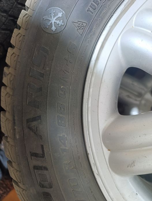 Автошына с дискам