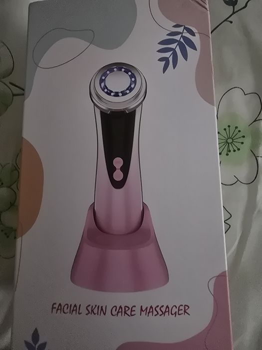 Продам массажёр для  лица