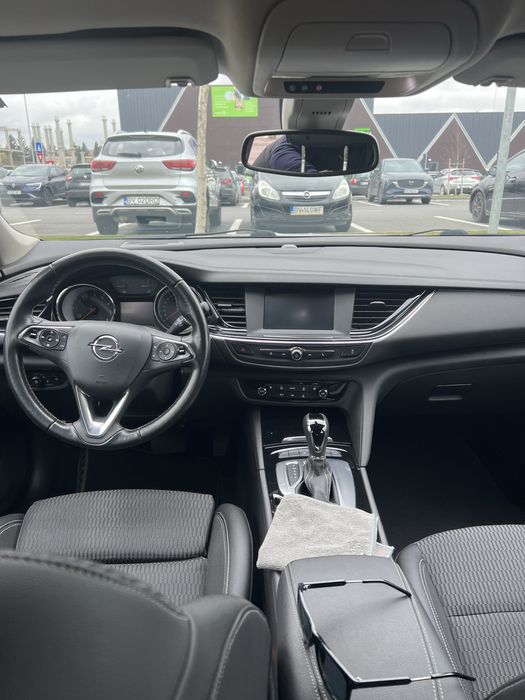Opel Insignia Benzina