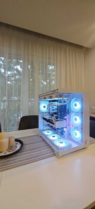 Топ Геймърски Компютър за ТОП Гейминг Intel I7 14700F 20/28 Core up 5.4Ghz/64Gb D5/2Tb SSD/Asus Prime RTX 5070/WiFi & BT/Гаранция