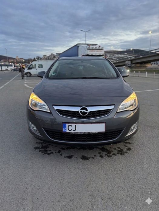 Vand Opel Astra J 1.7CDTI 2011