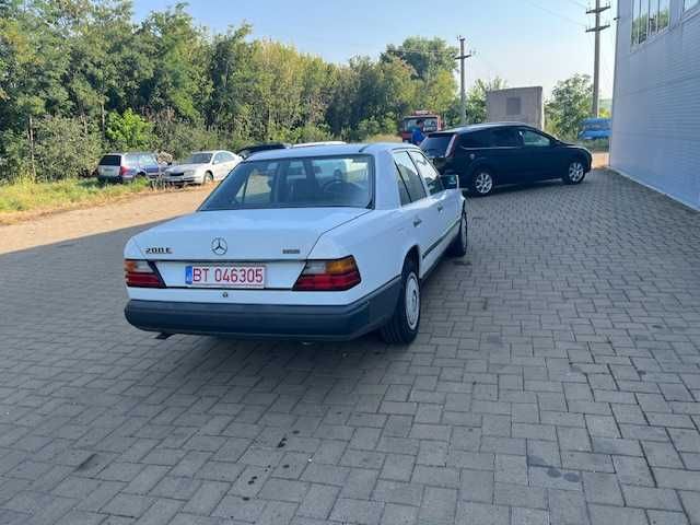mercedes 124 model 200e
