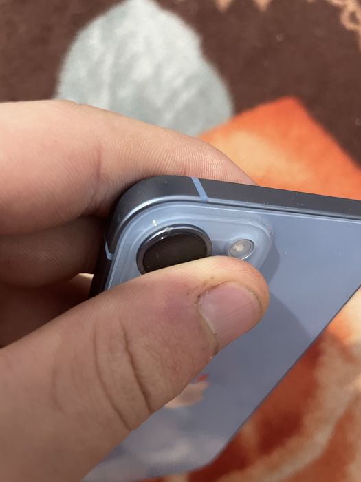 Vand iphone 14 simplu