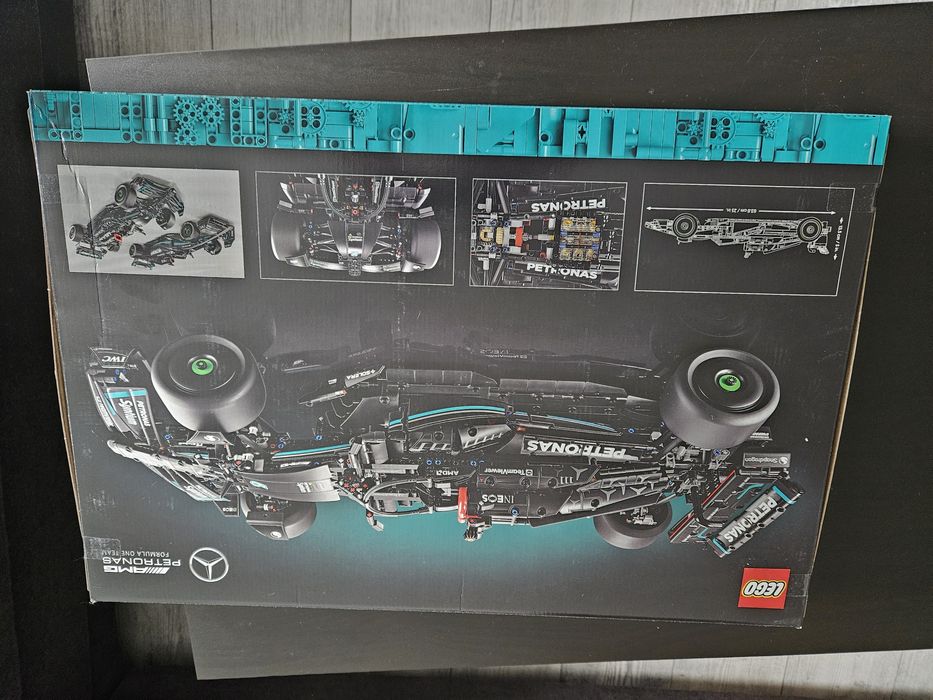 LEGO Technic Mercedes-AMG F1 W14 E Performance 42171 - 1642 piese