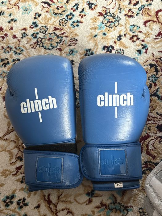 Продам боксерские перчатки