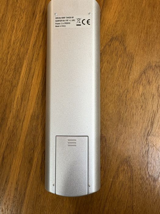 Продавам универсално достанционно иправление