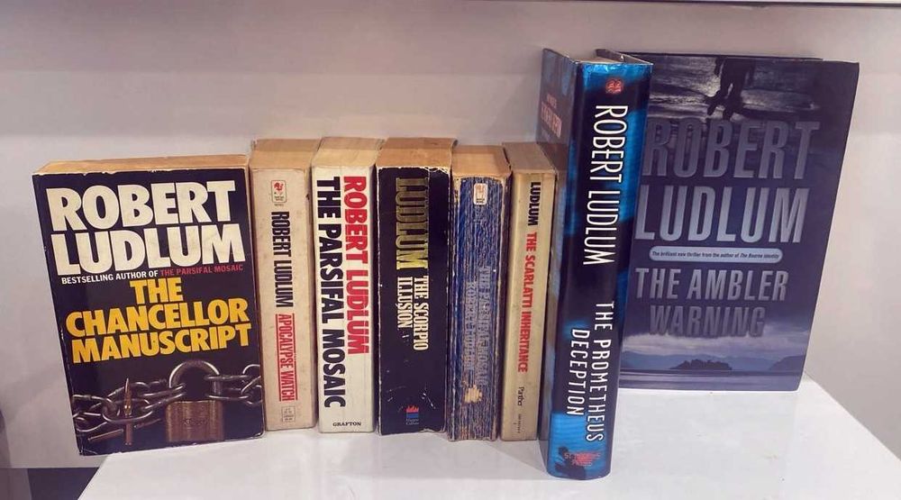 Книги бестселлеры на английском языке Роберт Ладлэма (Robert Ludlum)