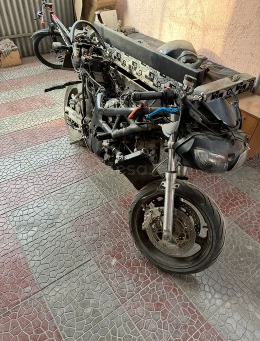 Продам мотоцикл suzuki sv400s