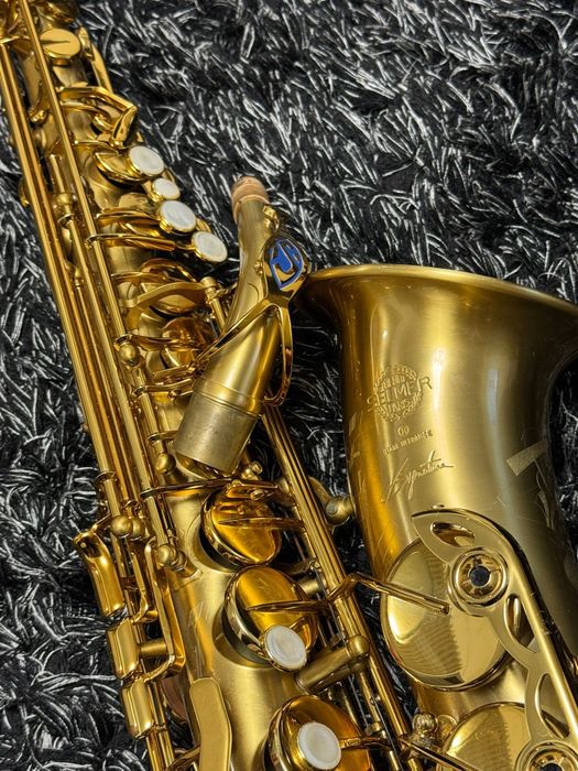 Vand/ schimb diverse saxofoane alto