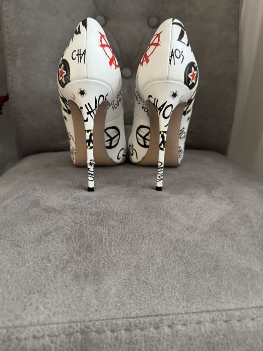 Елегантни обувки на ток Le Silla