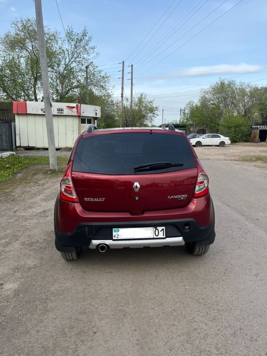 Продам Renault Sandero Stepway 2014
