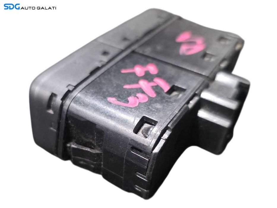 Buton Dezaburire Degivrare Geam Sticla Luneta Ford Focus 3 2010 - 2020 Cod AM5T-18C621-AB [N4344]