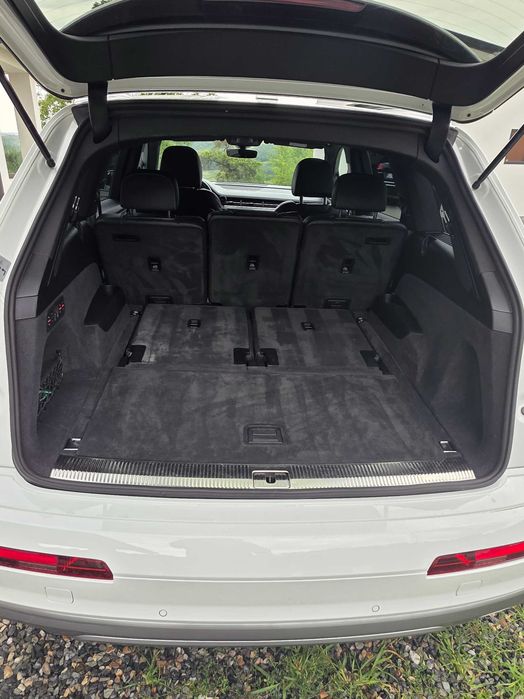 Audi Q7 S Line Quatro 3.0 TDi 2019 Mild Hybrid 7 locuri