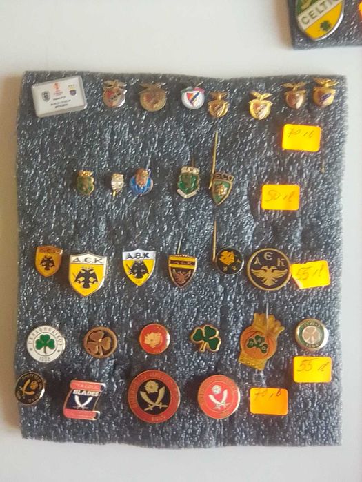 Европейски футболни значки