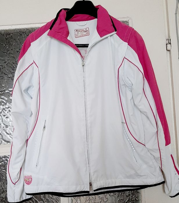 Мснто ,с качулка ново манто 100%велур ,