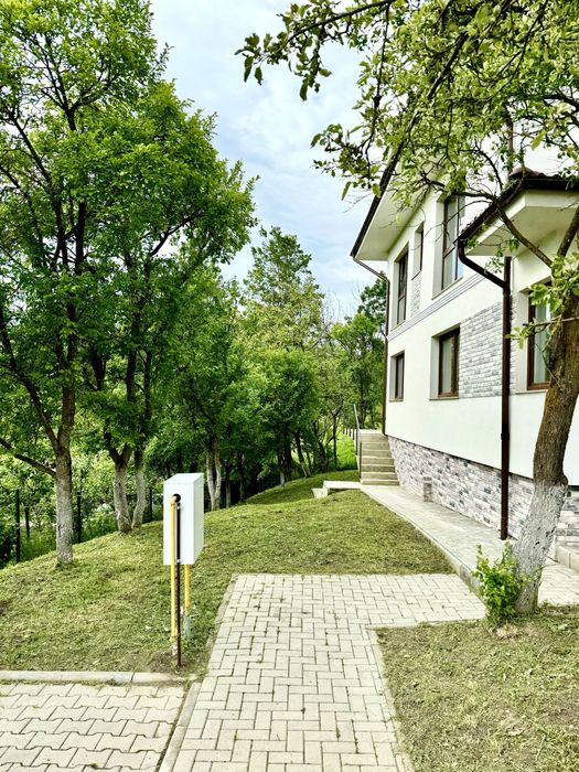 COMISION “0”Case unifamiliale in miniansamblu de 3 case! 275000€